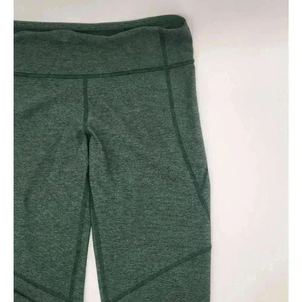 Outdoor Voices Warmup Leggings Size Medium Contoured‎ Cropped Hunter Green